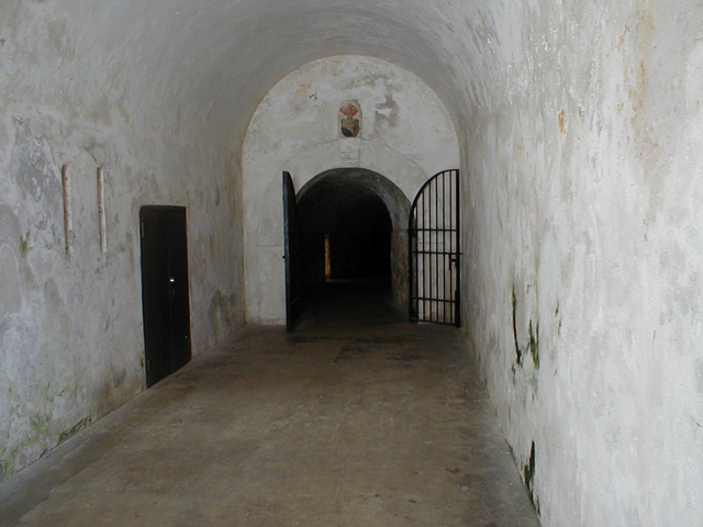 Castillo de San Crist�bal - tunnel